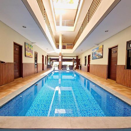 Caroline Guest House Canggu Екстериор снимка