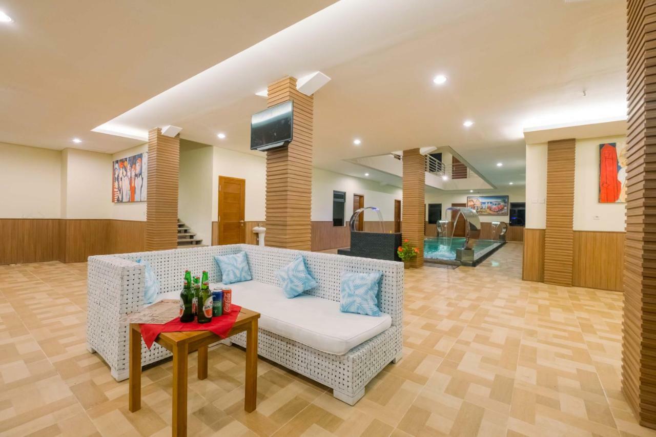 Caroline Guest House Canggu Екстериор снимка