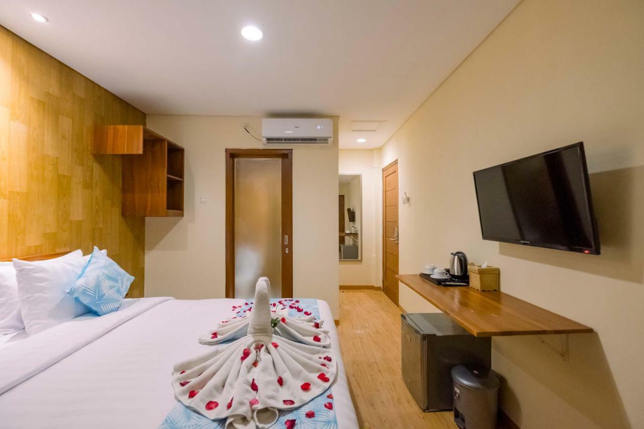 Caroline Guest House Canggu Екстериор снимка