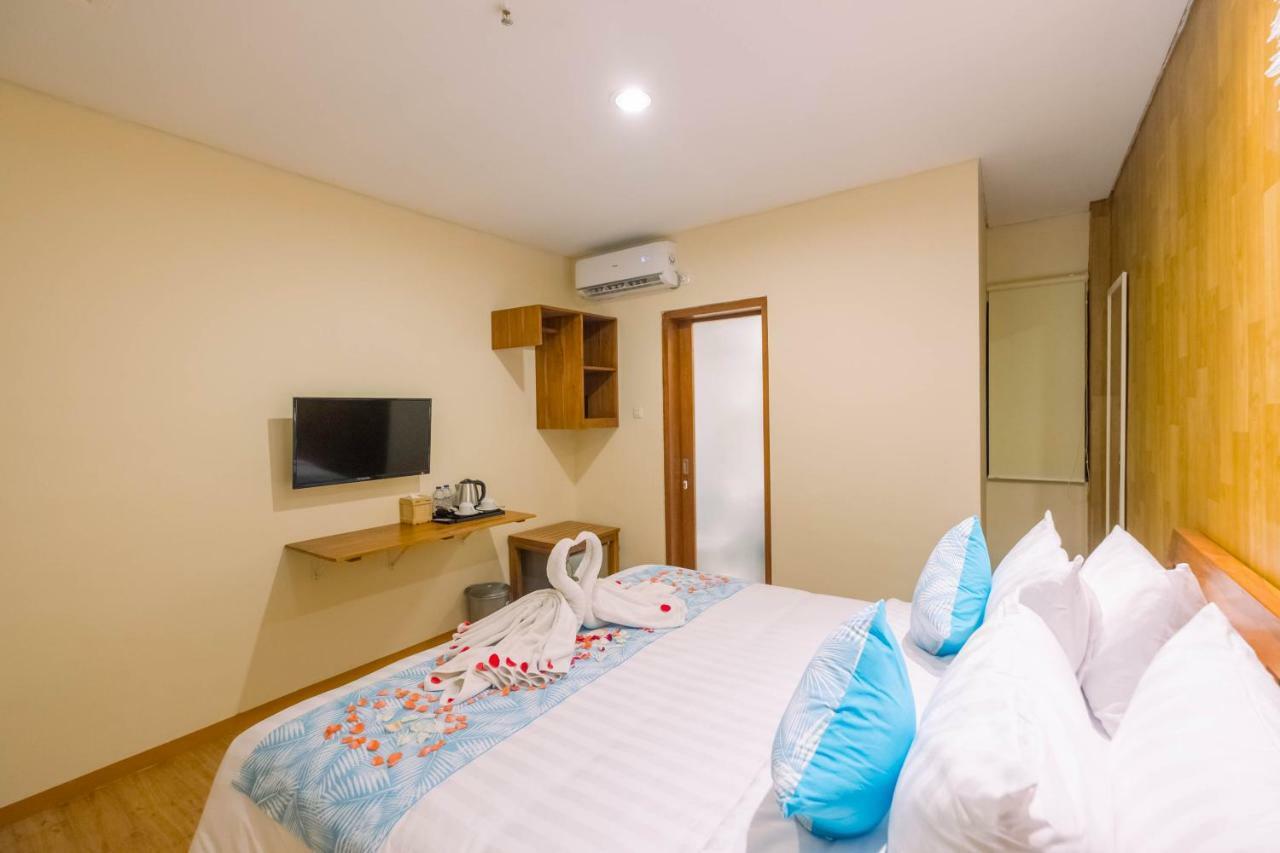 Caroline Guest House Canggu Екстериор снимка