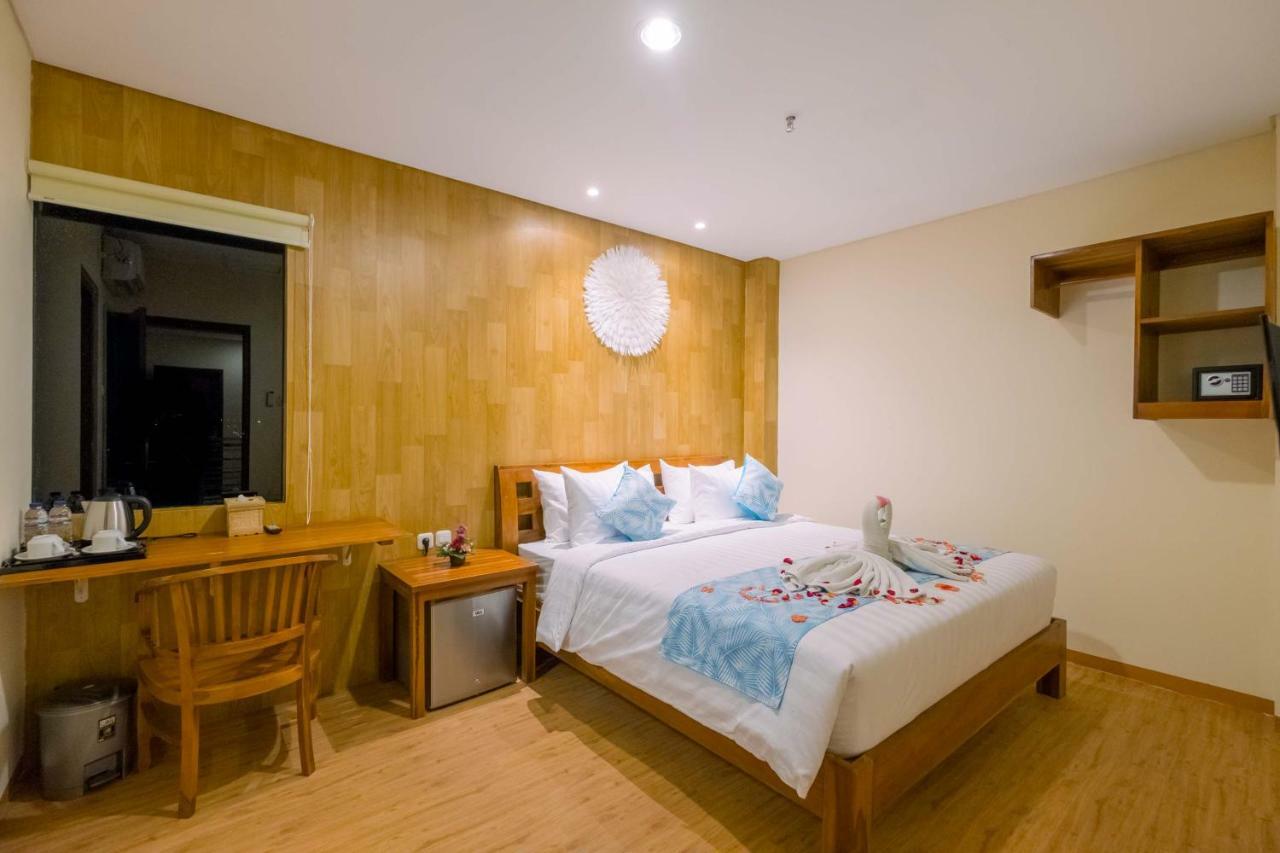 Caroline Guest House Canggu Екстериор снимка